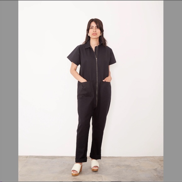 ❌ SOLD ❌  Barrie Jumpsuit in Black *NWT* Sz. 10 - Sold Out - Picture 1 of 11